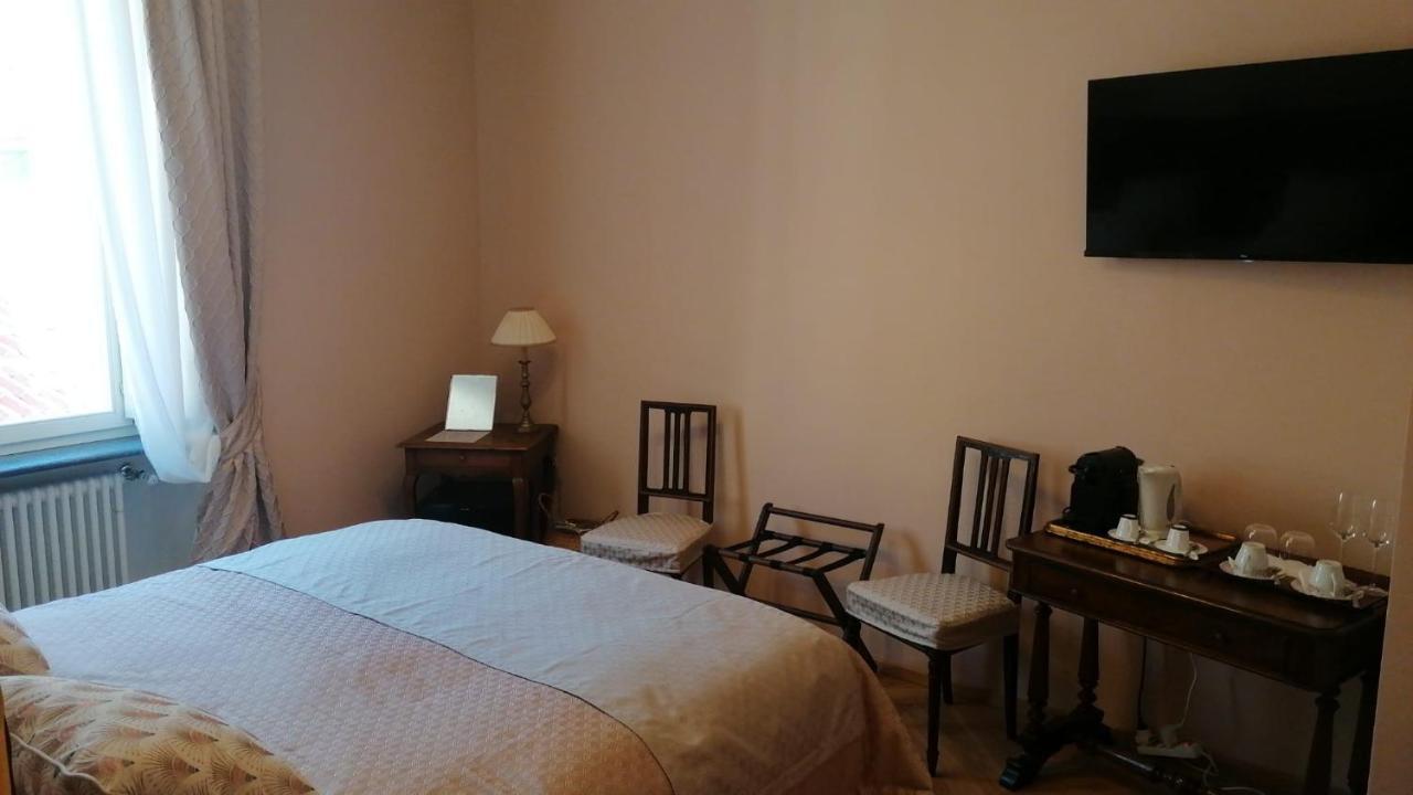 코모 Al Molo Di Sant'Agostino B&B 외부 사진